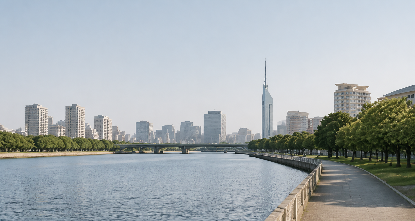 水辺と緑が共存する福岡の街並み